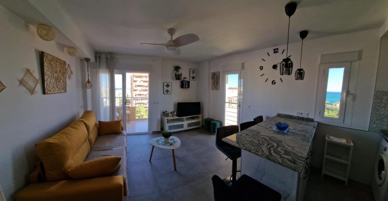 Acogedor,Apartamento.Piscina, Vistas, Terraza Бенальмадена Экстерьер фото